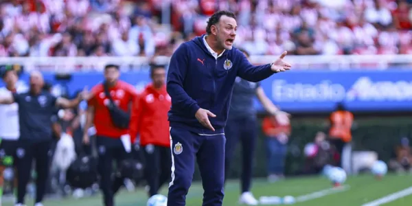 Milito en partido. Foto: TV Azteca