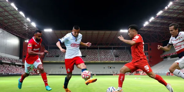 Nada está bien en Chivas, la discusión entre dos futbolistas rojiblancos en pleno partido vs Toluca