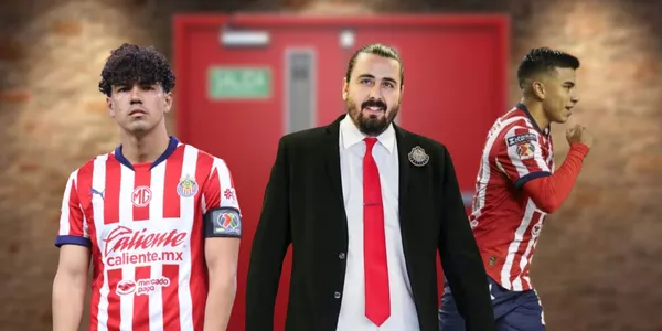 Nene y Guti con Amaury en la puerta de salida/FOTO: X Chivas