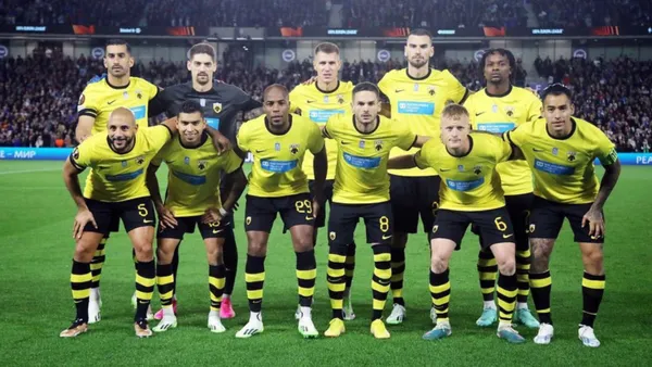 Orbelín Pineda sale de titular con el AEK de Atenas y no parece estar cerca de salir | Foto: Esto