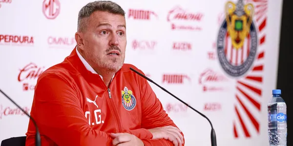 Óscar García en Chivas (Fuente: MEXSPORT)