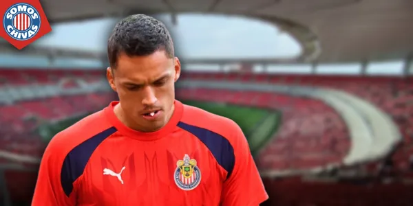 Óscar Whalley en Chivas (Fuente: MEXSPORT)