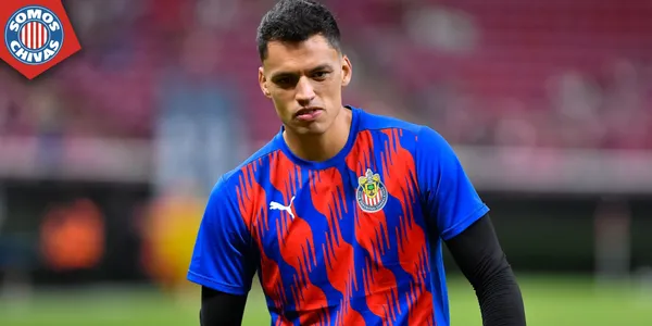 Óscar Whalley en Chivas (Fuente: MEXSPORT)