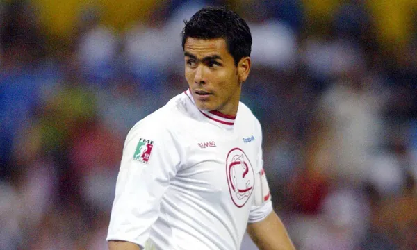 Oswaldo Sánchez juega partido con el combinado de las Chivas / Milenio