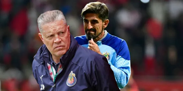 Peláez reveló a los dos estrategas que pudo llevar a Chivas y que estarían en lugar de Paunovic si no se hubiese ido