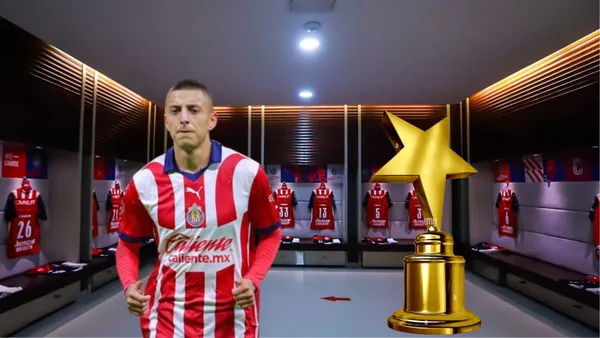 Piojo Alvarado en el vestidor de Chivas y con trofeo