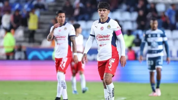 Pocho Guzmán tendría un pie y medio fuera de Chivas | Foto: IG @pochoguzman95