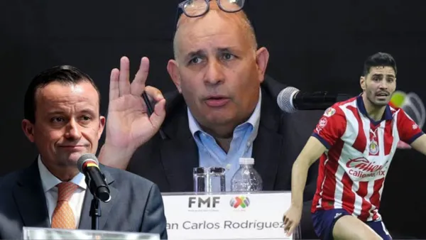 Pollo Briseño con los directivos de la Liga mx