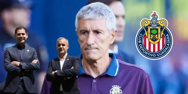 Quique Setién con Hierro y Juan Carlos Martínez