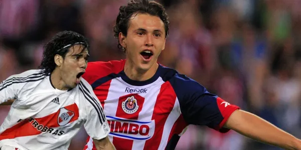 Radamel Falcao junto a Omar Arellano Riverón / FOTO X