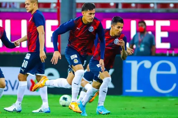 Ricardo Cadena prácticamente repite la alineación que le ganó a Cruz Azul.