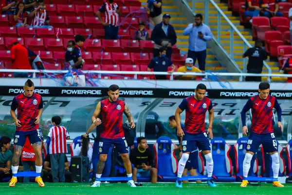 Ricardo Cadena realizó varios movimientos de cara al partido frente a Pumas.