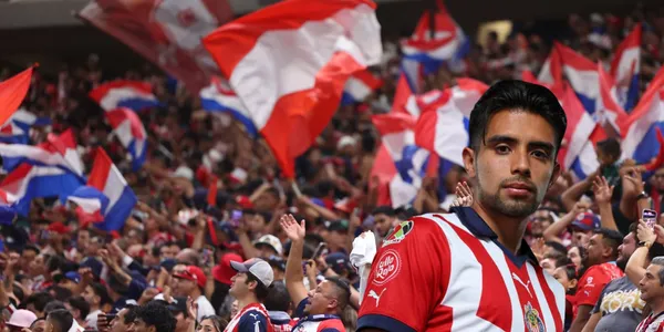 Ricardo Marín con la afición de Chivas/FOTO: X Chivas