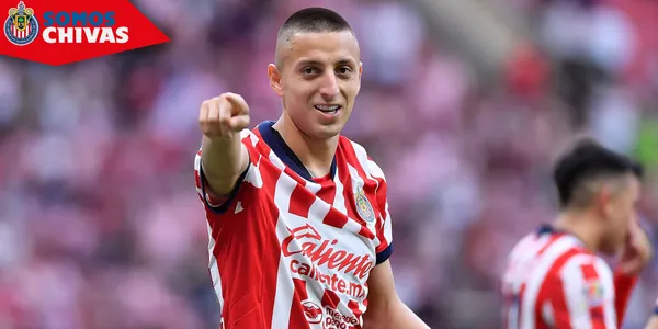 Roberto Alvarado (Fuente: MEXSPORT)