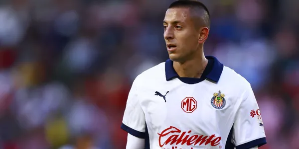 Roberto Alvarado (Fuente: MEXSPORT)