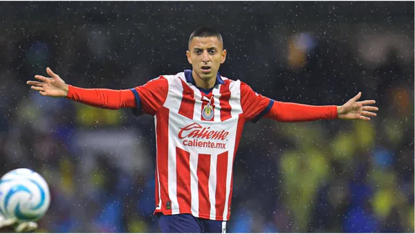 Roberto Alvarado no está a gusto a pesar de la victoria sobre Xolos de Tijuana | Foto: Transfermarkt