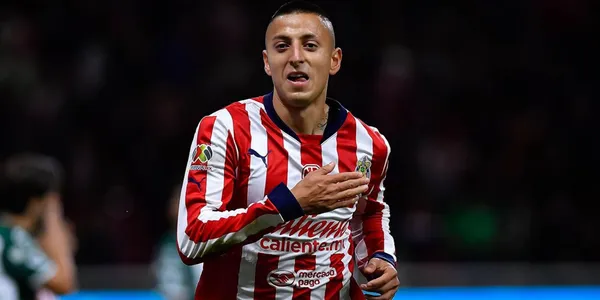 Roberto "el Piojo" Alvarado sorprendió como banca vs Xolos. Con el poco provecho que Milito le ha sacado, podría salir con rumbo a Cruz Azul