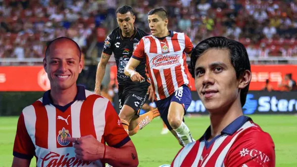 Ronaldo Cisneros disputando el balón contra Pachuca