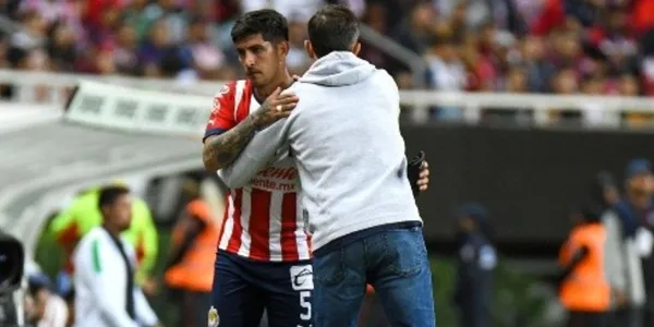 Se ha revelado el verdadero motivo del conflicto entre Veljko Paunovic y Víctor Guzmán.