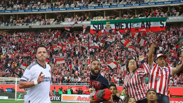 Sigue bateando a Chivas, una vez más Javier Hernández bateó al chiverío