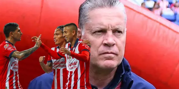 Sólo fichó problemas, la herencia que dejó Peláez en el chiverío y que hoy les está saliendo caro