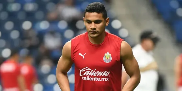 Tiba en partido. Foto: Récord