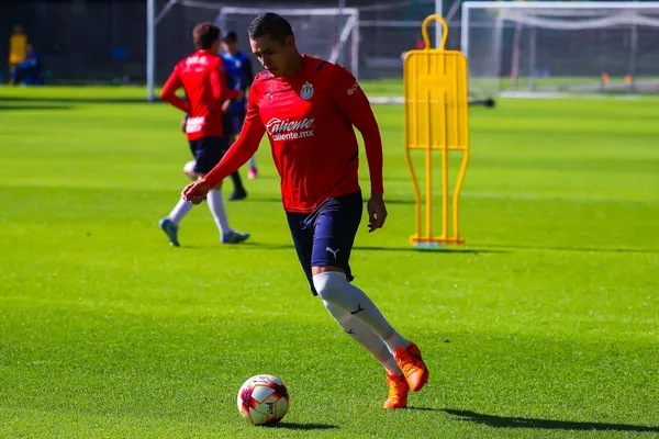 Todo listo para el partido de mañana entre Rayos y Chivas.