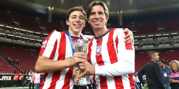 Tuvo que llegar Gago para que debutara, la reacción de Tilón tras debut de Mateo.