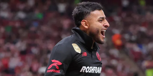 Vega celebrando. Foto: Toluca