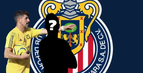 Veljko Paunovic junto a jugador incógnito / FOTO SOY FÚTBOL