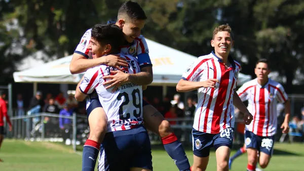 Zendejas no logró afirmarse en el primer equipo de Chivas (MexSport).