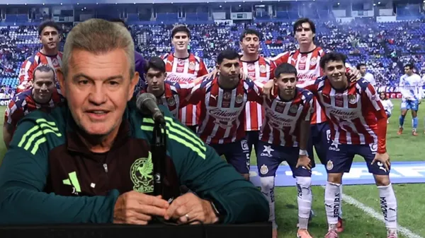 Javier Aguirre y jugadores de Chivas