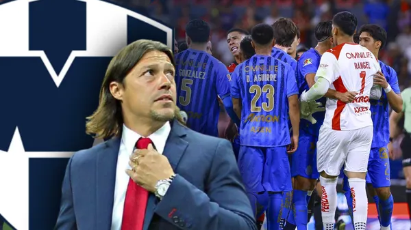 Jugadores de Chivas durante el Clásico Tapatío y Matías Almeyda