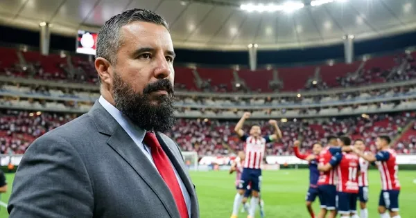 Álvaro Morales felicitó el triunfo de Chivas
