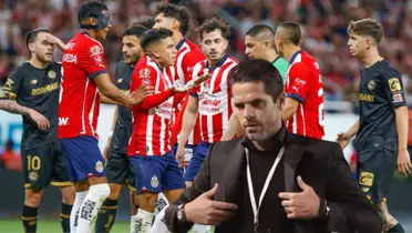 Fernando Gago delante de jugadores de Chivas reclamando al árbitro