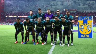 Jugadores de Chivas en la foto y el logo de Tigres
