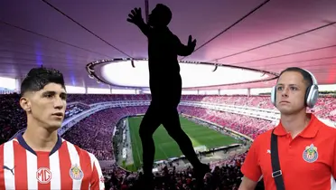 Akron de fondo, tomado de Chivas, con Pulido y Hernández