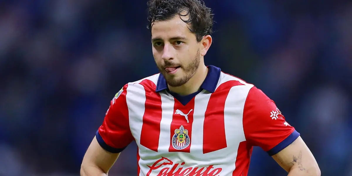 Alan Mozo en Chivas (Foto: MEXSPORT)