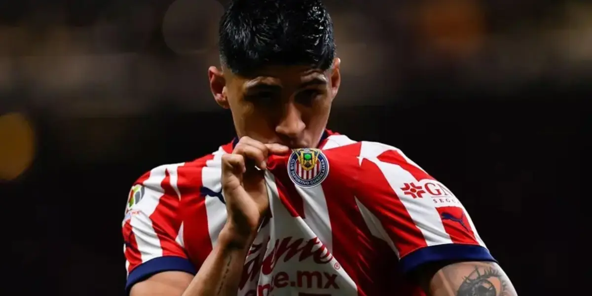 Alan Pulido mando un mensaje que emocionó a la afición | Foto: X @chivas