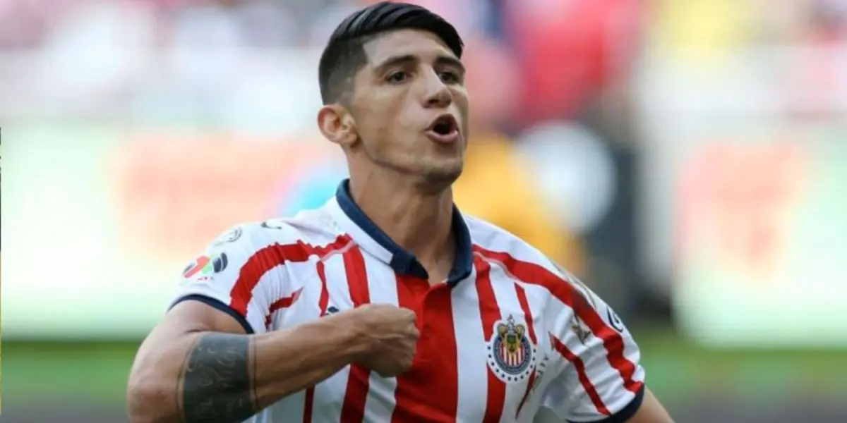 Alan Pulido tuvo una exigencia con Chivas para poder firmar de nuevo | Foto: Chivas