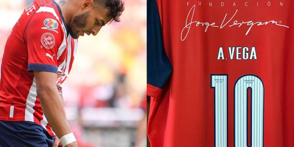 Alexis Vega triste y playera de las Chivas con la 10 / Nación Fútbol