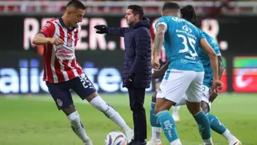 Alineación oficial de Chivas vs Mazatlán