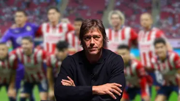Almeyda con jugadores de Chivas/FOTO: The coaches voice