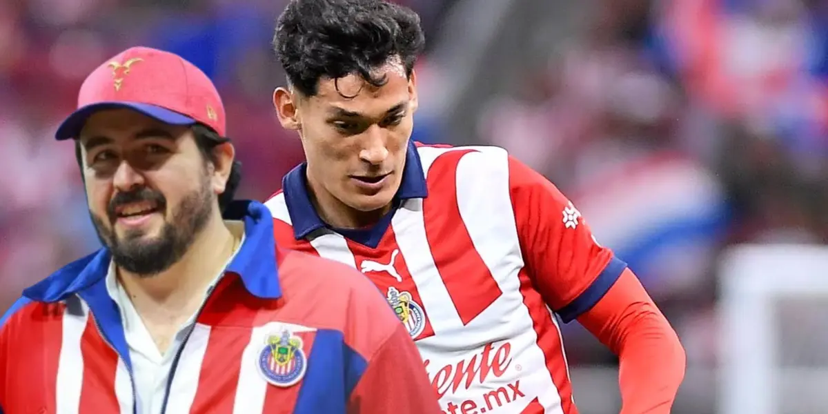 Amaury con Chiquete con la playera de Chivas