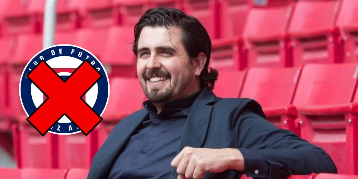 Amaury con escudo de Cruz Azul/FOTO: Récord