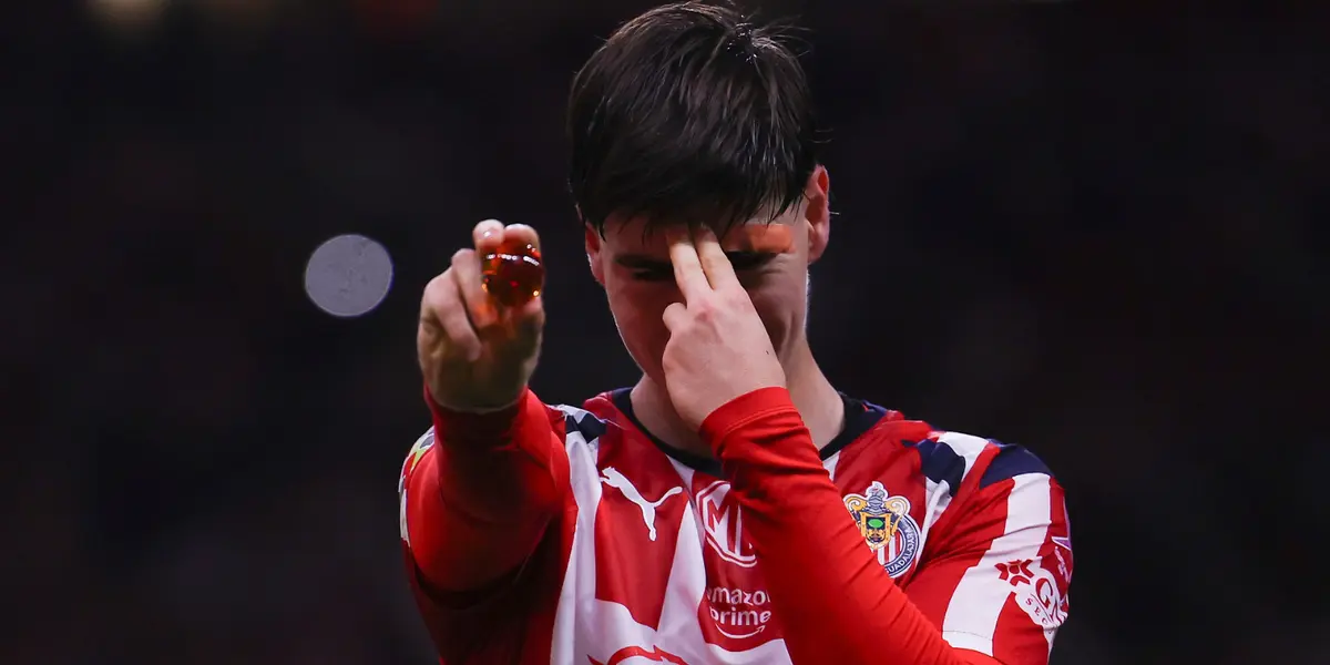 Armando celebrando. Foto: Chivas