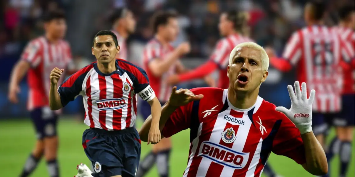 Bofo y Ramón con jugadores de Chivas/FOTO: Rebaño Pasión