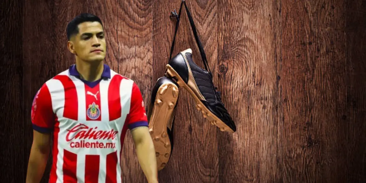 Chapo Sánchez con Chivas y unos zapatos colgados
