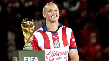 Chicharito logra fichar campeón del mundo
