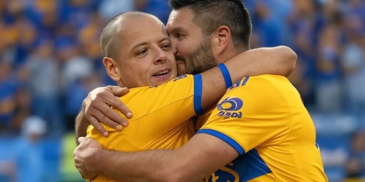 Chicharito y Gignac / Foto: GROK